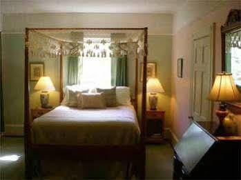 Oak Manor Inn Hartsville Luaran gambar
