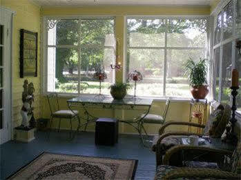 Oak Manor Inn Hartsville Luaran gambar